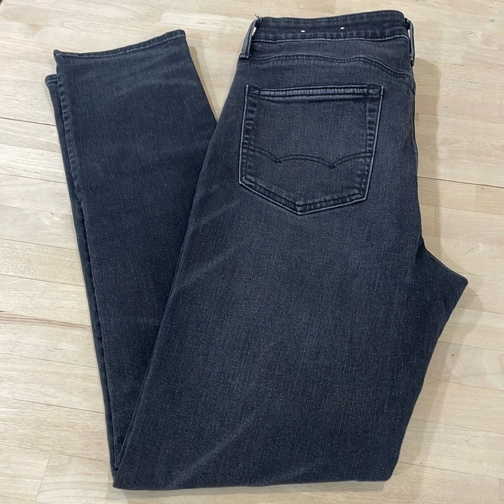 American Eagle Men’s Jeans